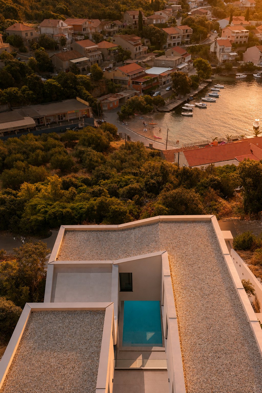 Platinum Villa position above bay
